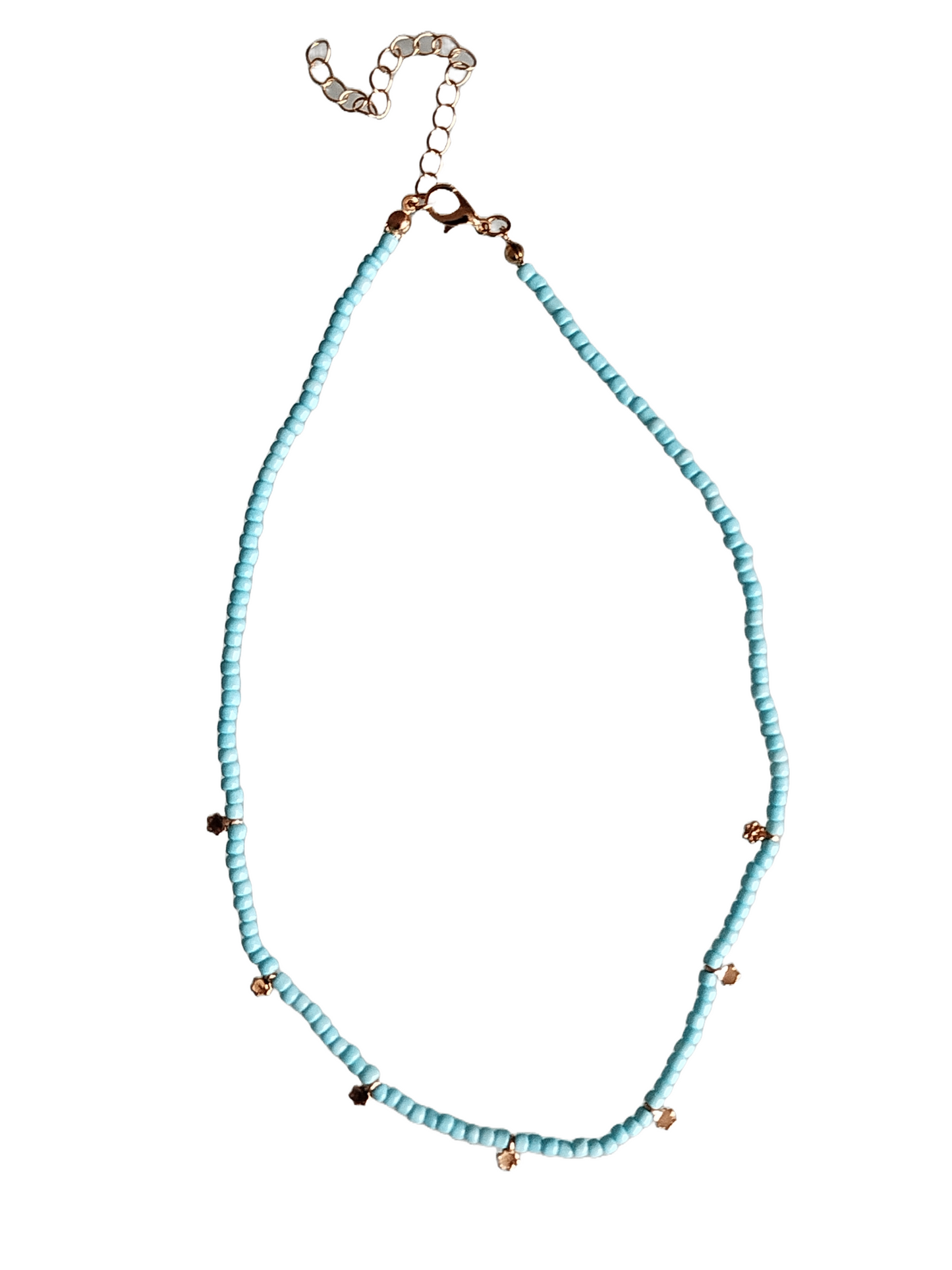 Collier ras du cou perlé blanc ou bleu avec motif étoiles